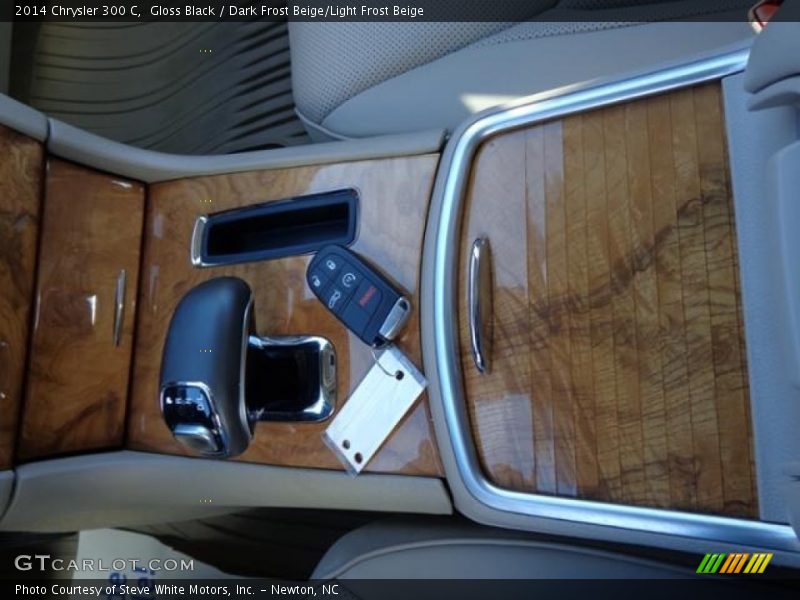 Gloss Black / Dark Frost Beige/Light Frost Beige 2014 Chrysler 300 C