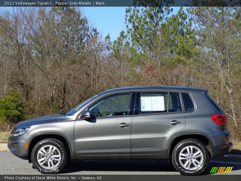Pepper Gray Metallic / Black 2012 Volkswagen Tiguan S