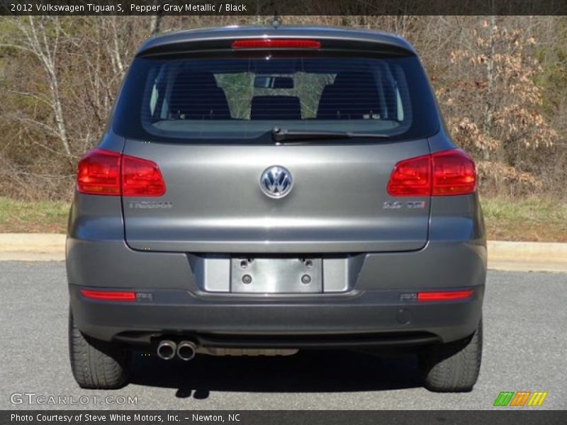 Pepper Gray Metallic / Black 2012 Volkswagen Tiguan S