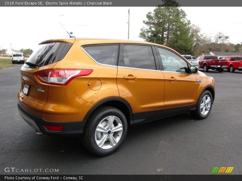 Electric Spice Metallic / Charcoal Black 2016 Ford Escape SE