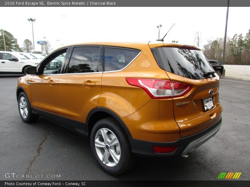 Electric Spice Metallic / Charcoal Black 2016 Ford Escape SE