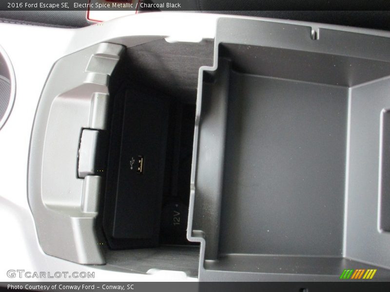 Electric Spice Metallic / Charcoal Black 2016 Ford Escape SE