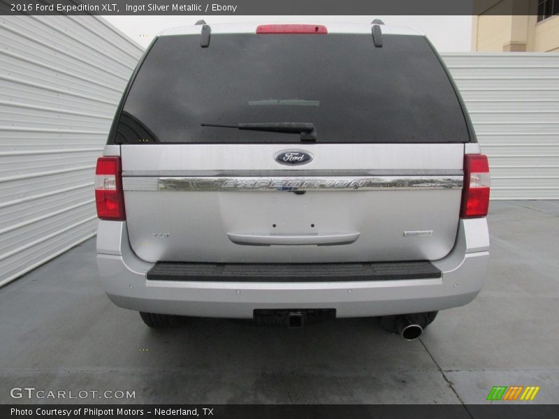 Ingot Silver Metallic / Ebony 2016 Ford Expedition XLT