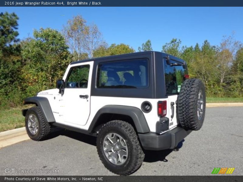 Bright White / Black 2016 Jeep Wrangler Rubicon 4x4