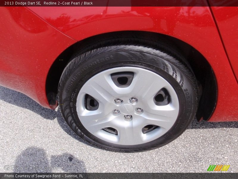 Redline 2-Coat Pearl / Black 2013 Dodge Dart SE