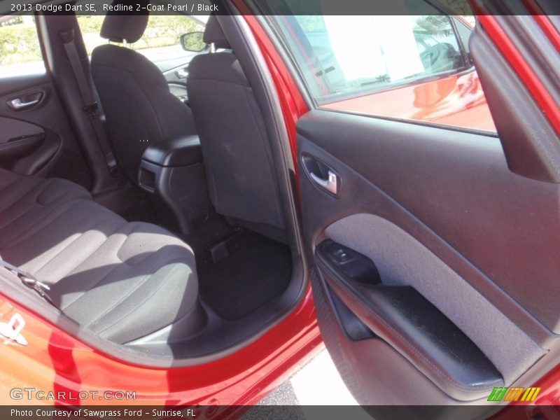 Redline 2-Coat Pearl / Black 2013 Dodge Dart SE