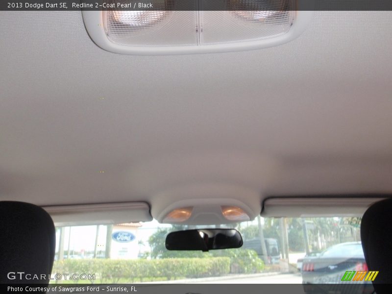 Redline 2-Coat Pearl / Black 2013 Dodge Dart SE