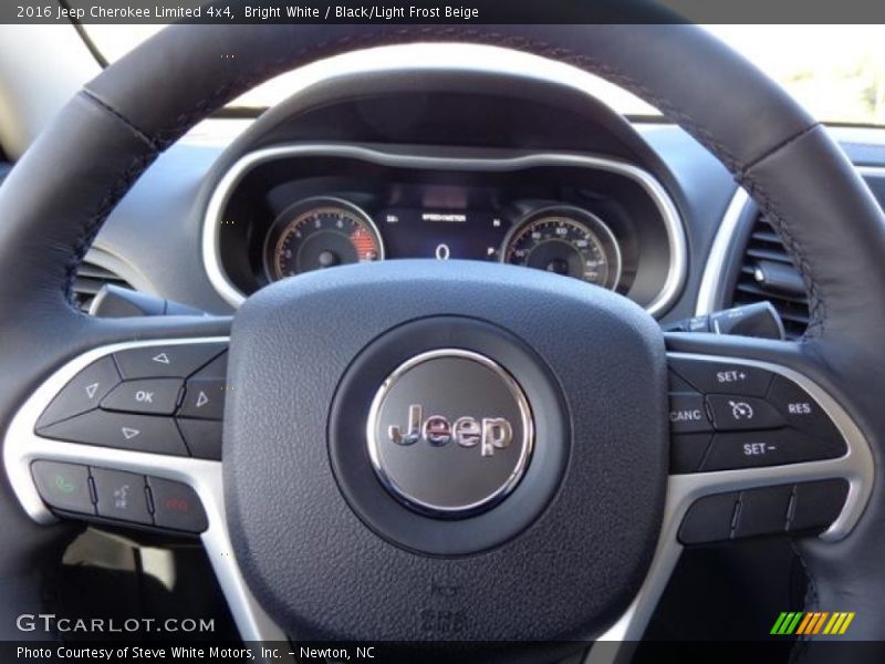 Bright White / Black/Light Frost Beige 2016 Jeep Cherokee Limited 4x4