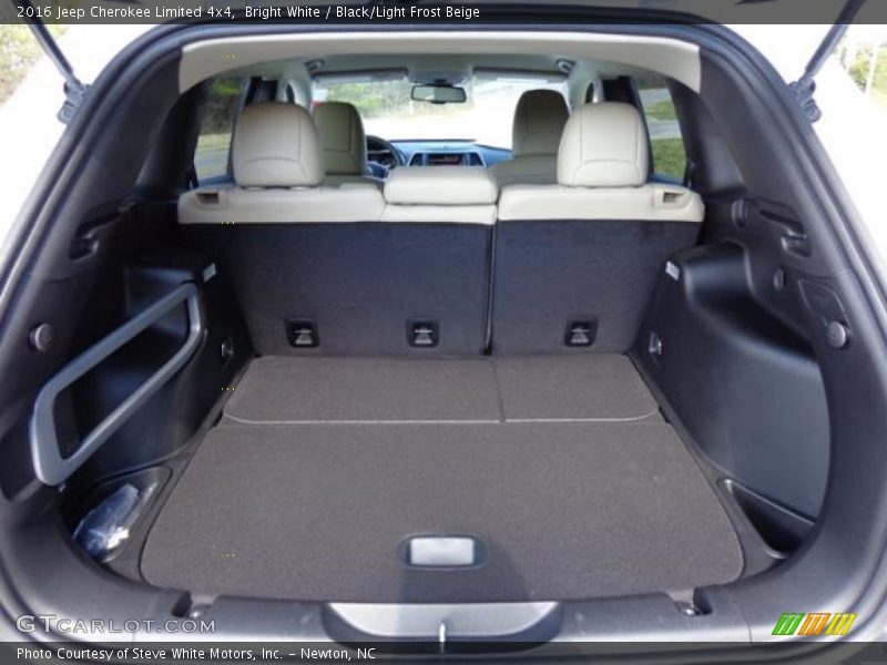 Bright White / Black/Light Frost Beige 2016 Jeep Cherokee Limited 4x4