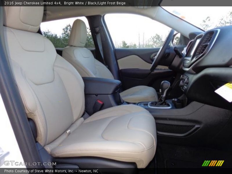 Bright White / Black/Light Frost Beige 2016 Jeep Cherokee Limited 4x4