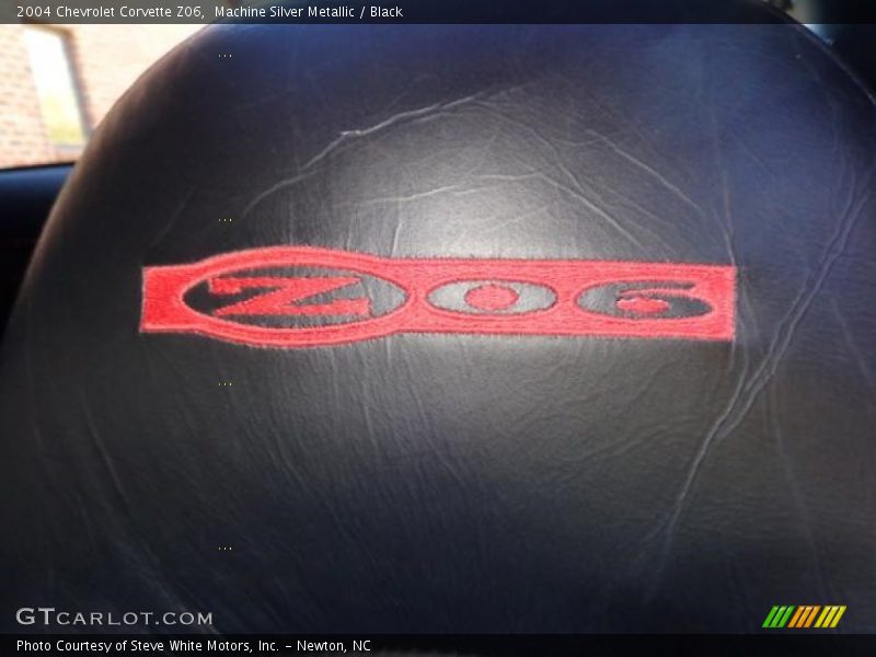 Machine Silver Metallic / Black 2004 Chevrolet Corvette Z06