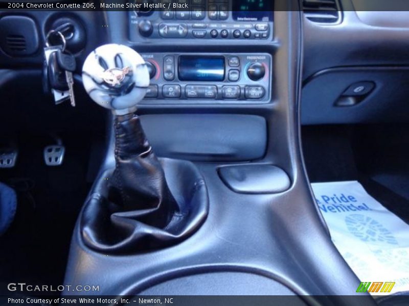 Machine Silver Metallic / Black 2004 Chevrolet Corvette Z06