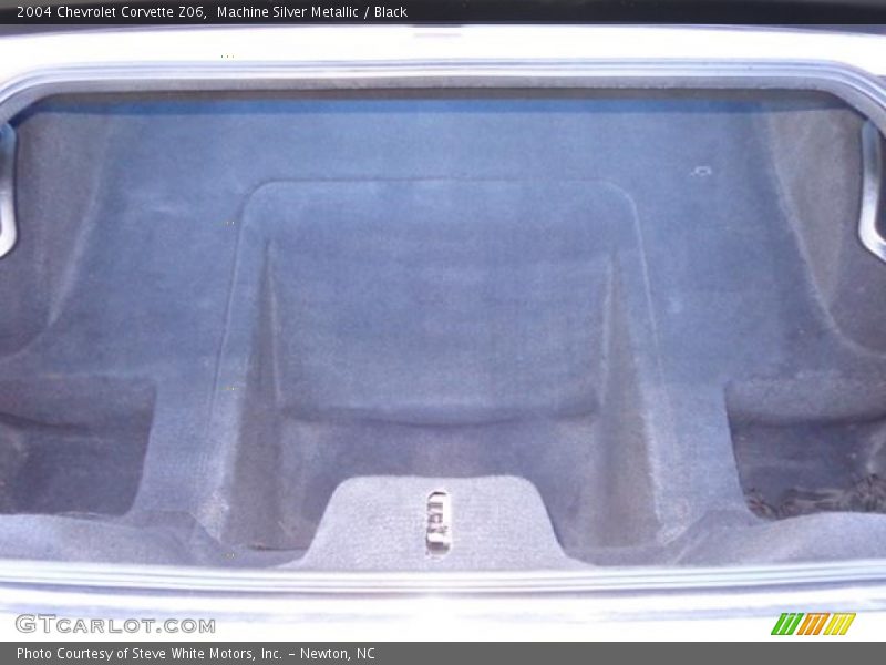 Machine Silver Metallic / Black 2004 Chevrolet Corvette Z06