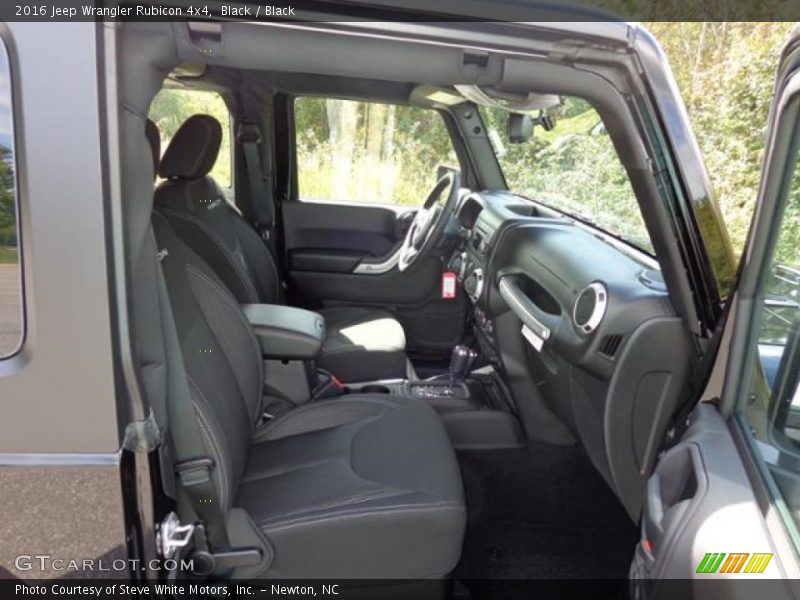 Black / Black 2016 Jeep Wrangler Rubicon 4x4