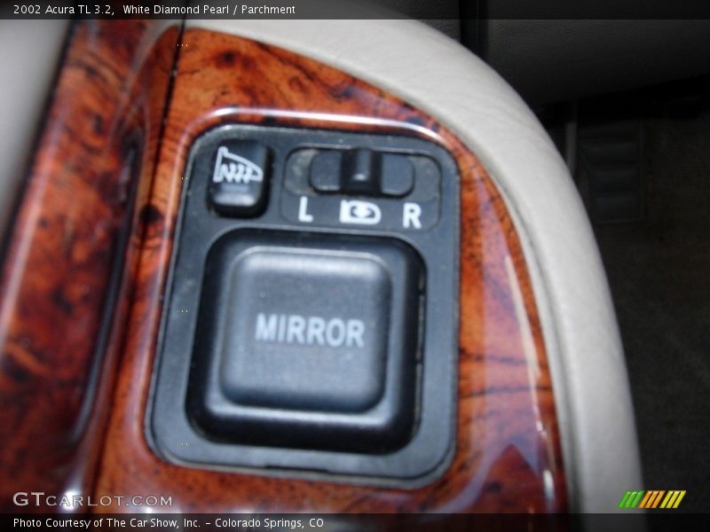 White Diamond Pearl / Parchment 2002 Acura TL 3.2