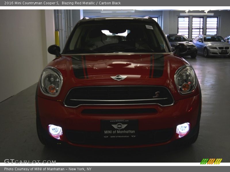 Blazing Red Metallic / Carbon Black 2016 Mini Countryman Cooper S