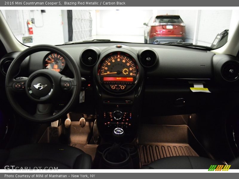 Blazing Red Metallic / Carbon Black 2016 Mini Countryman Cooper S