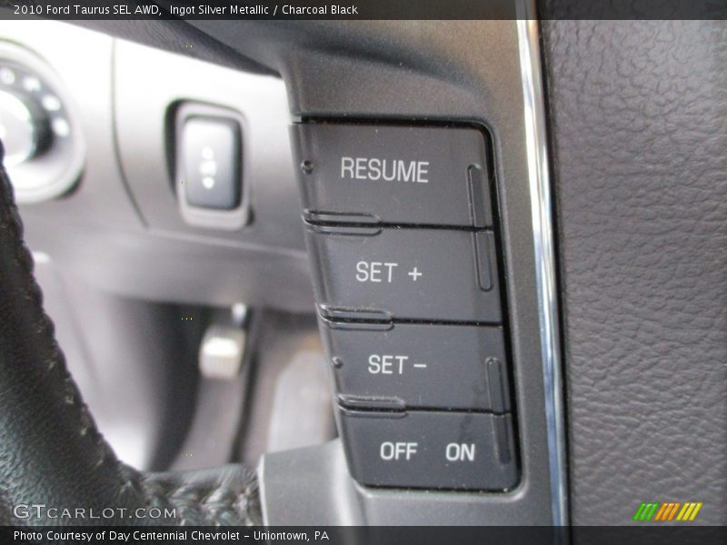 Ingot Silver Metallic / Charcoal Black 2010 Ford Taurus SEL AWD