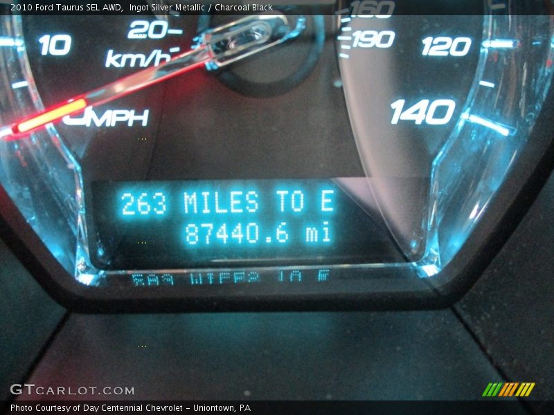 Ingot Silver Metallic / Charcoal Black 2010 Ford Taurus SEL AWD