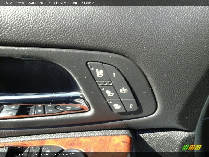 Summit White / Ebony 2012 Chevrolet Avalanche LTZ 4x4