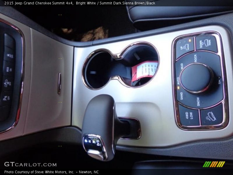 Bright White / Summit Dark Sienna Brown/Black 2015 Jeep Grand Cherokee Summit 4x4