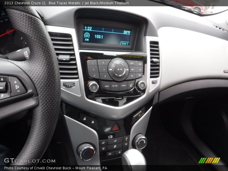 Blue Topaz Metallic / Jet Black/Medium Titanium 2013 Chevrolet Cruze LS