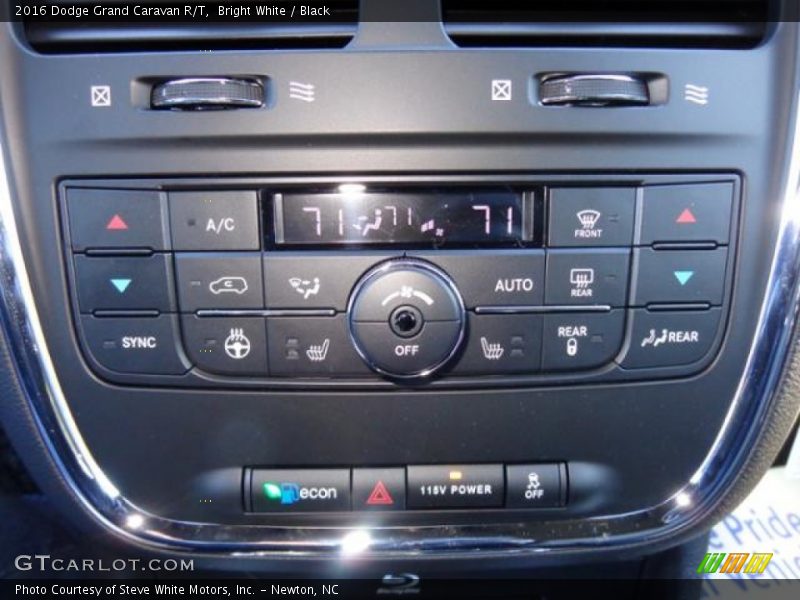 Bright White / Black 2016 Dodge Grand Caravan R/T