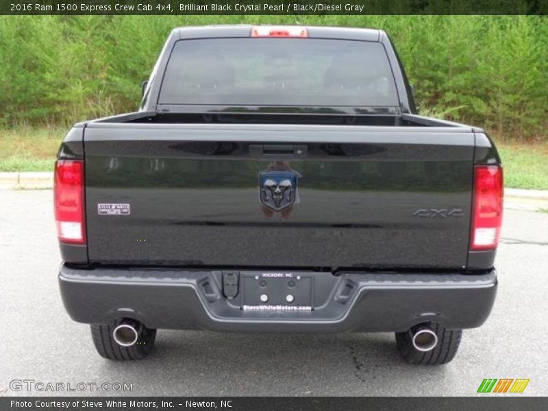 Brilliant Black Crystal Pearl / Black/Diesel Gray 2016 Ram 1500 Express Crew Cab 4x4