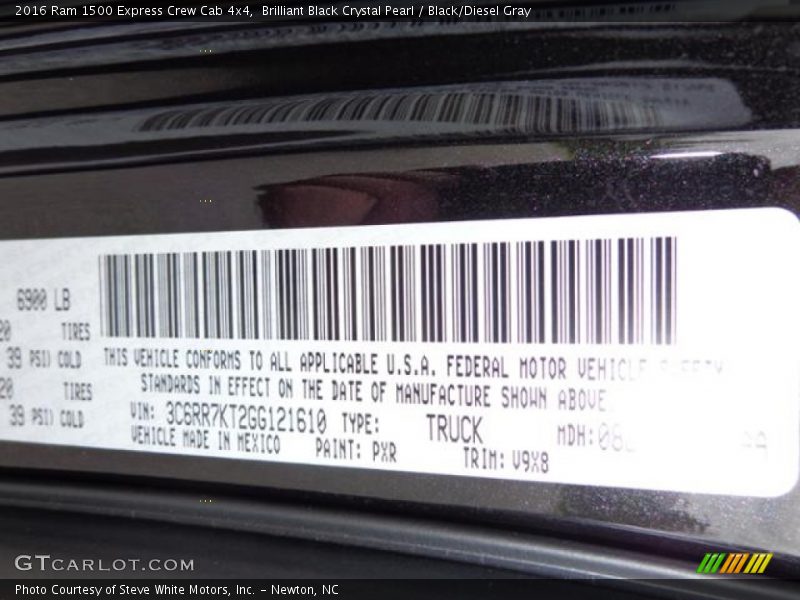 Brilliant Black Crystal Pearl / Black/Diesel Gray 2016 Ram 1500 Express Crew Cab 4x4