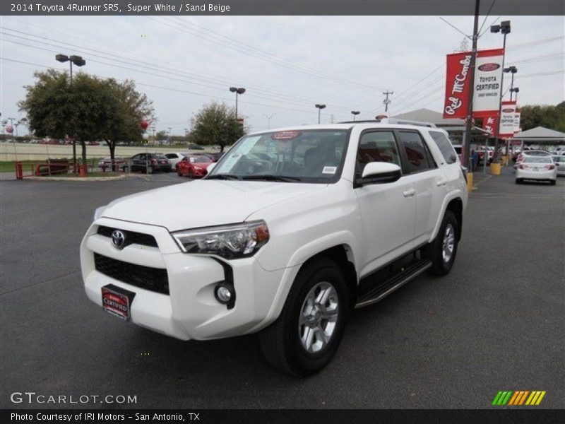 Super White / Sand Beige 2014 Toyota 4Runner SR5