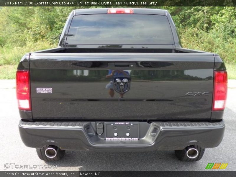 Brilliant Black Crystal Pearl / Black/Diesel Gray 2016 Ram 1500 Express Crew Cab 4x4