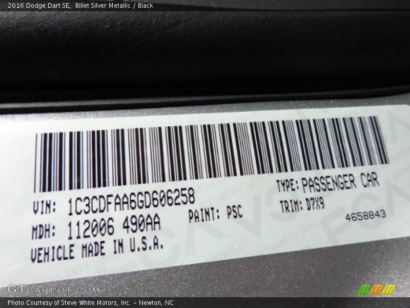 Billet Silver Metallic / Black 2016 Dodge Dart SE