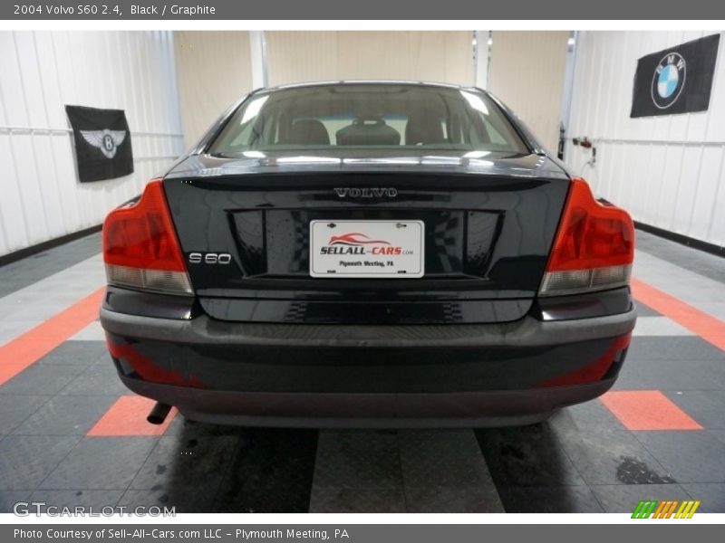 Black / Graphite 2004 Volvo S60 2.4