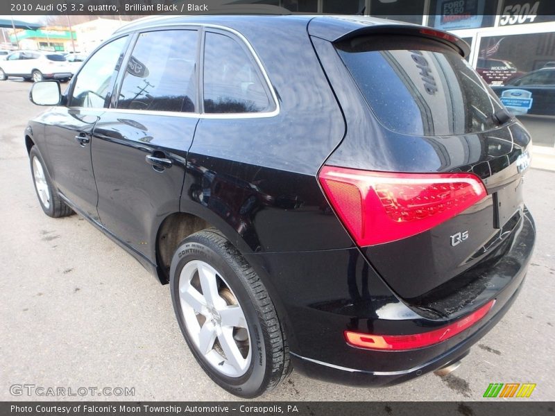 Brilliant Black / Black 2010 Audi Q5 3.2 quattro