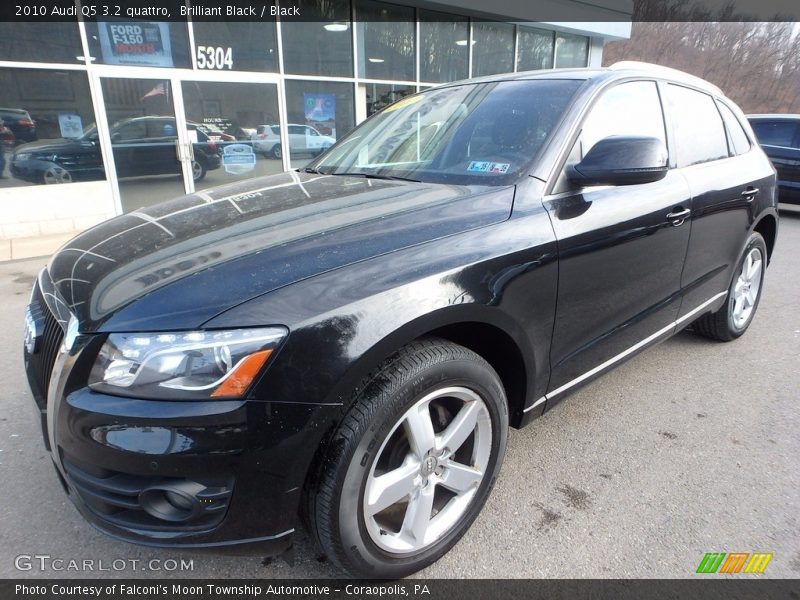 Brilliant Black / Black 2010 Audi Q5 3.2 quattro