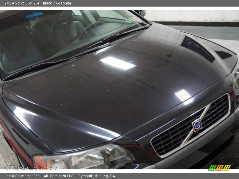 Black / Graphite 2004 Volvo S60 2.4