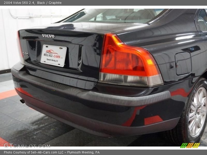 Black / Graphite 2004 Volvo S60 2.4