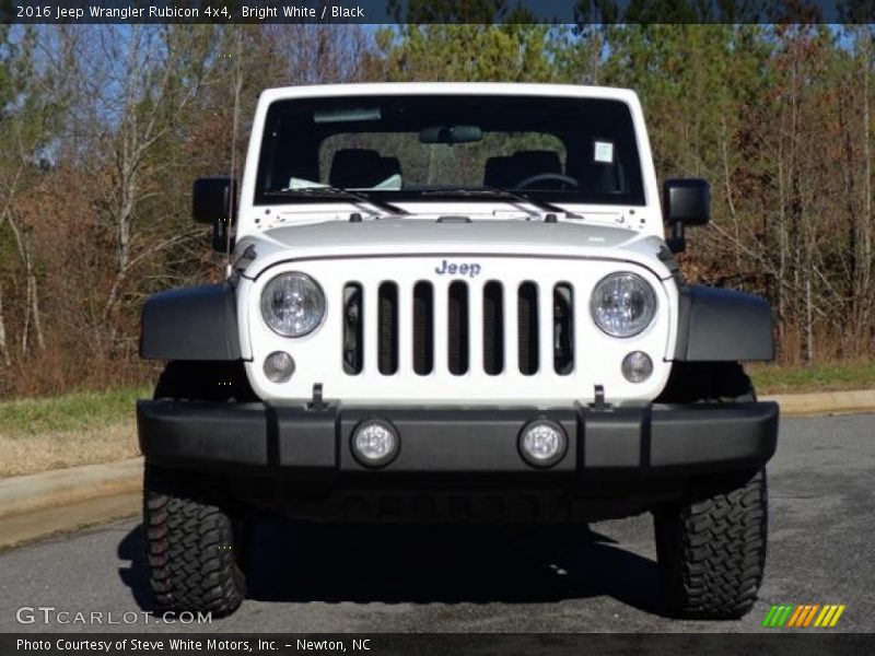 Bright White / Black 2016 Jeep Wrangler Rubicon 4x4