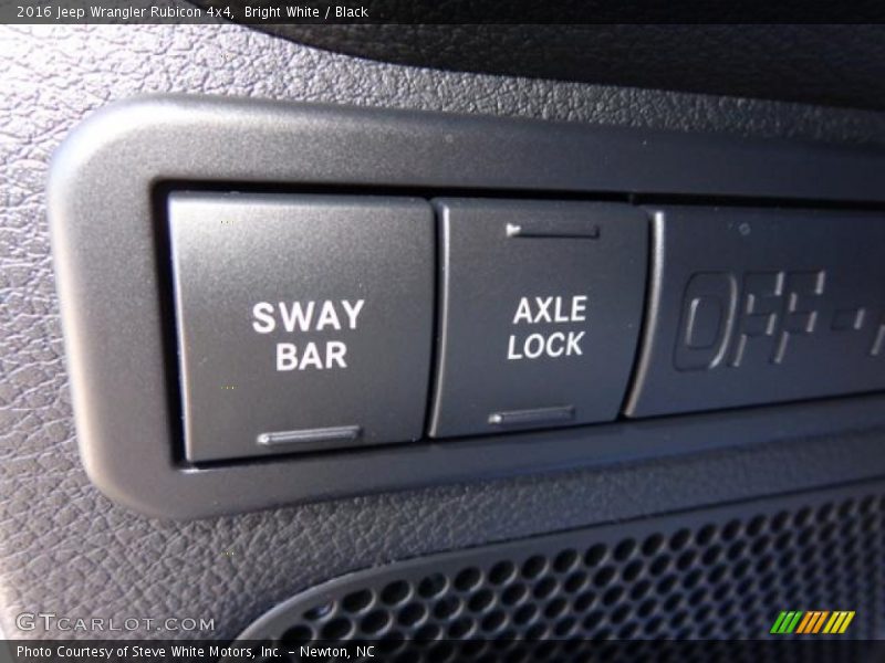 Bright White / Black 2016 Jeep Wrangler Rubicon 4x4