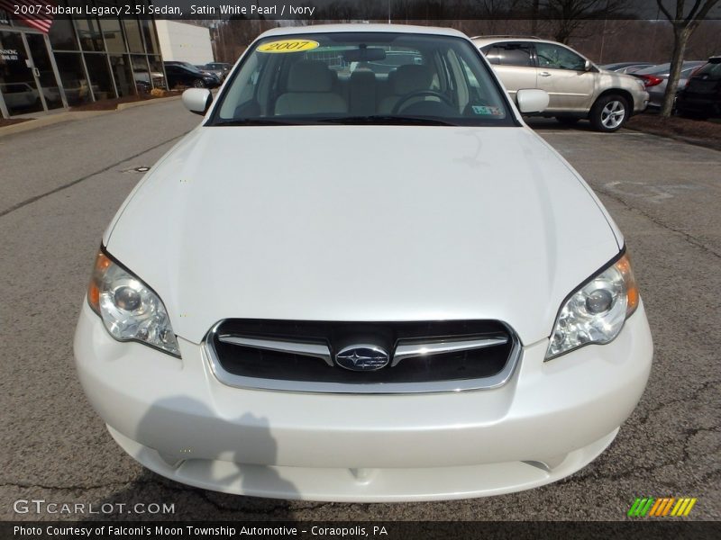 Satin White Pearl / Ivory 2007 Subaru Legacy 2.5i Sedan