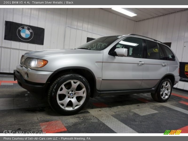 Titanium Silver Metallic / Black 2001 BMW X5 4.4i