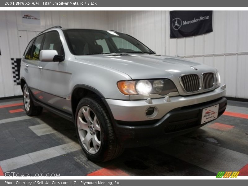 Titanium Silver Metallic / Black 2001 BMW X5 4.4i