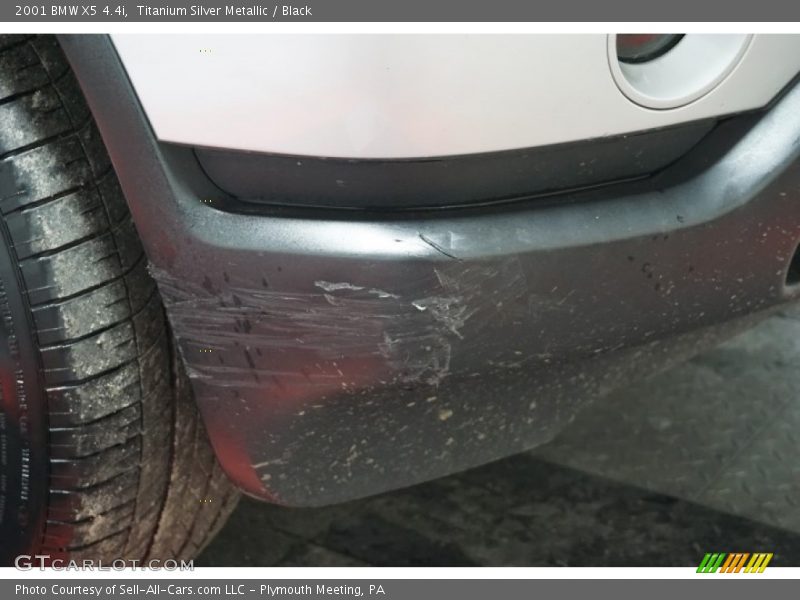 Titanium Silver Metallic / Black 2001 BMW X5 4.4i