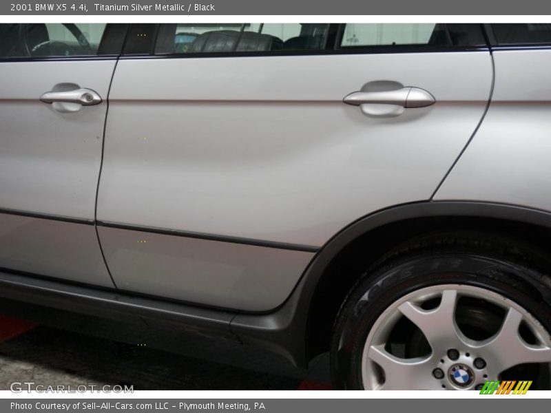 Titanium Silver Metallic / Black 2001 BMW X5 4.4i