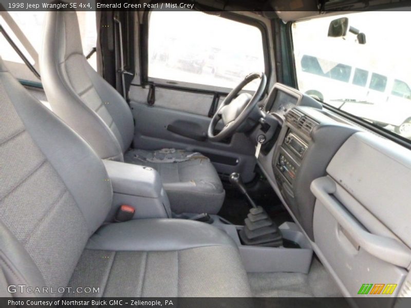 Emerald Green Pearl / Mist Grey 1998 Jeep Wrangler SE 4x4