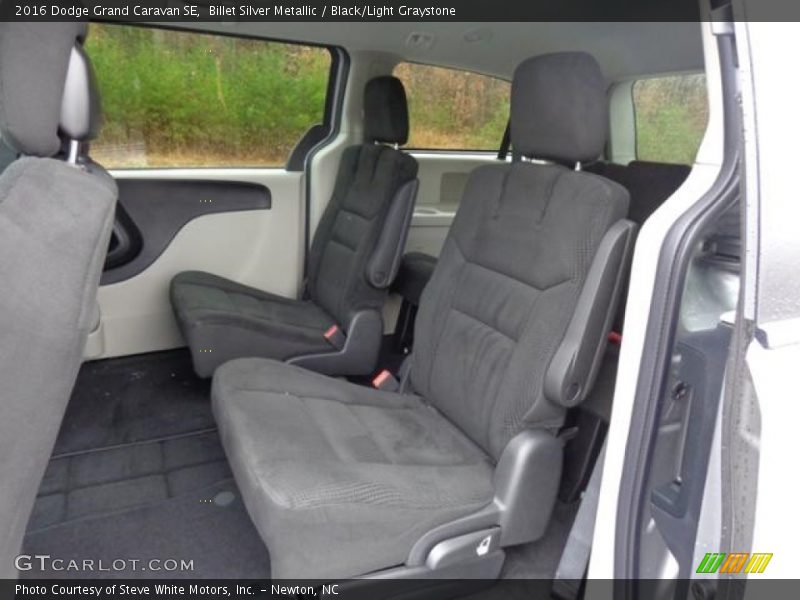 Billet Silver Metallic / Black/Light Graystone 2016 Dodge Grand Caravan SE