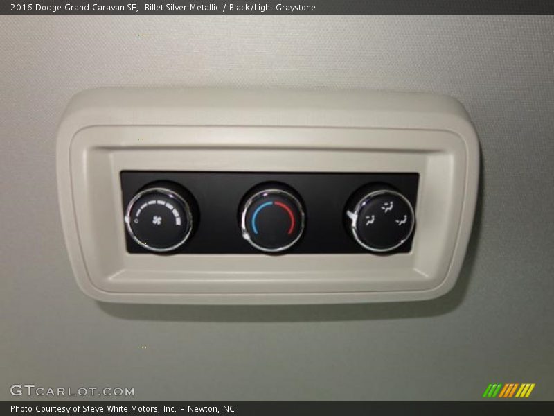 Billet Silver Metallic / Black/Light Graystone 2016 Dodge Grand Caravan SE
