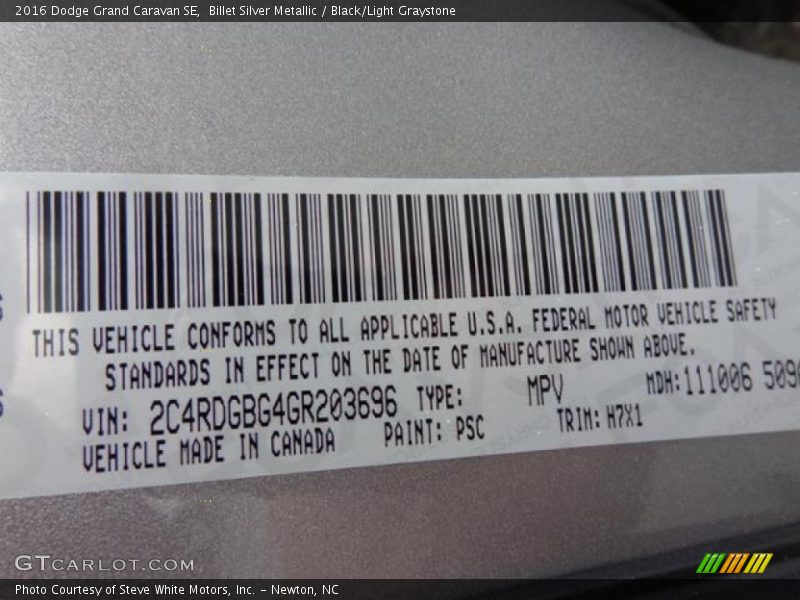 Billet Silver Metallic / Black/Light Graystone 2016 Dodge Grand Caravan SE