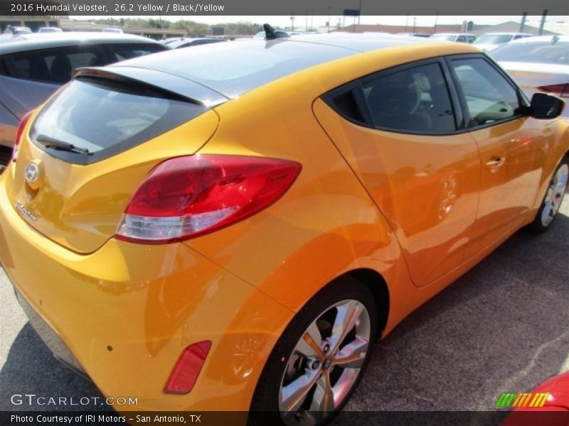 26.2 Yellow / Black/Yellow 2016 Hyundai Veloster