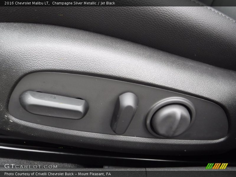 Champagne Silver Metallic / Jet Black 2016 Chevrolet Malibu LT